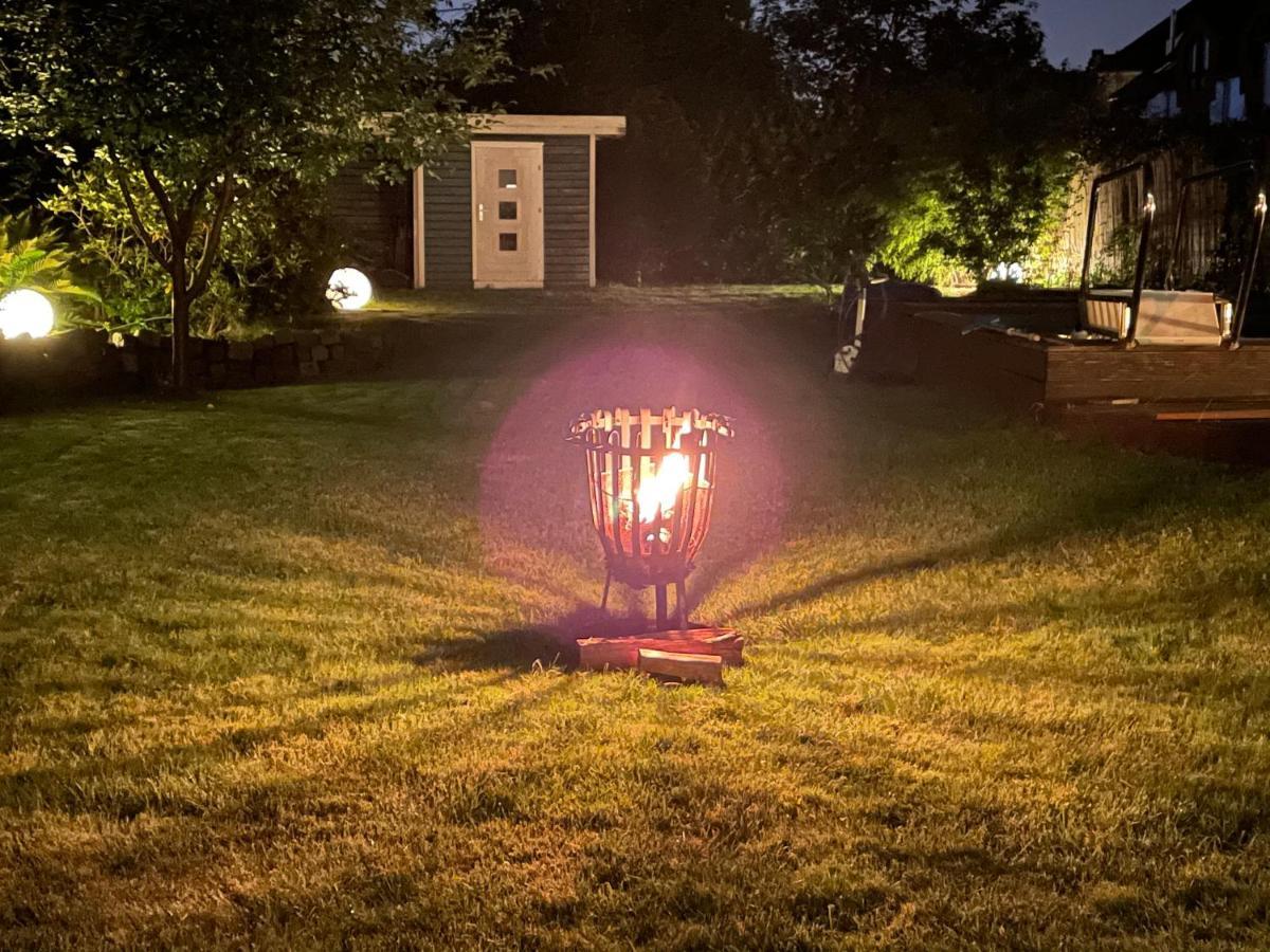 4 Bedrooms, 2 Bathrooms, Kitchen, Terrace - 10 Min To Fairground Appartement *